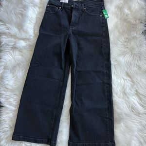 Gap wide leg black jeans in size 29